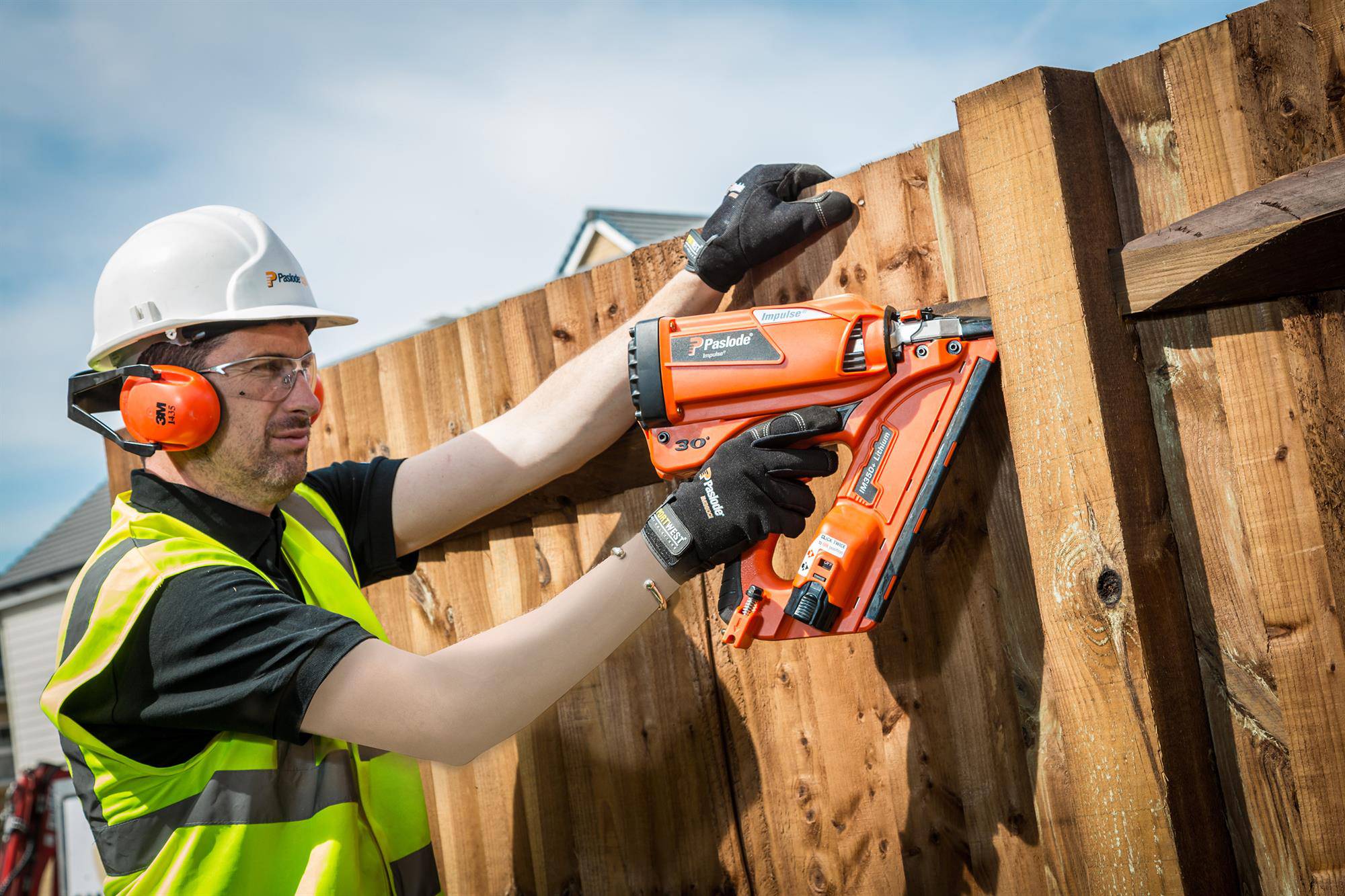 What Is A Pneumatic Staple Gun